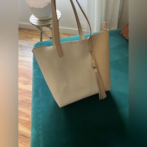 Cream Tote Bag with Tassel - Women